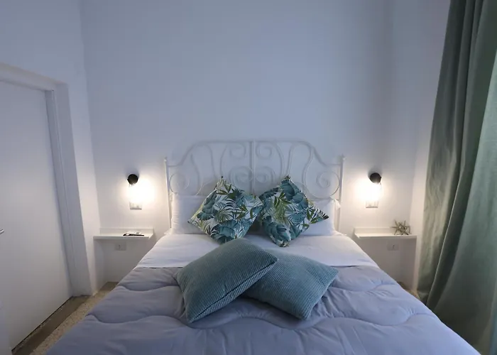 Casa Alessandra Nel Centro Di Con 2 E 2 Bagni Сasa de vacaciones Nardò