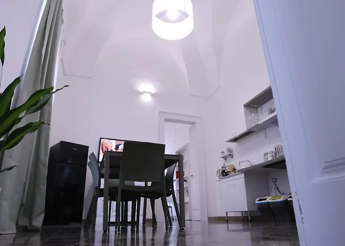 Casa Alessandra Nel Centro Di Con 2 E 2 Bagni Сasa de vacaciones