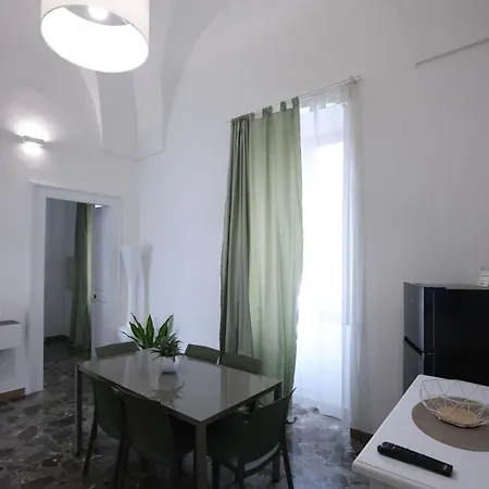 Casa Alessandra 度假居 *